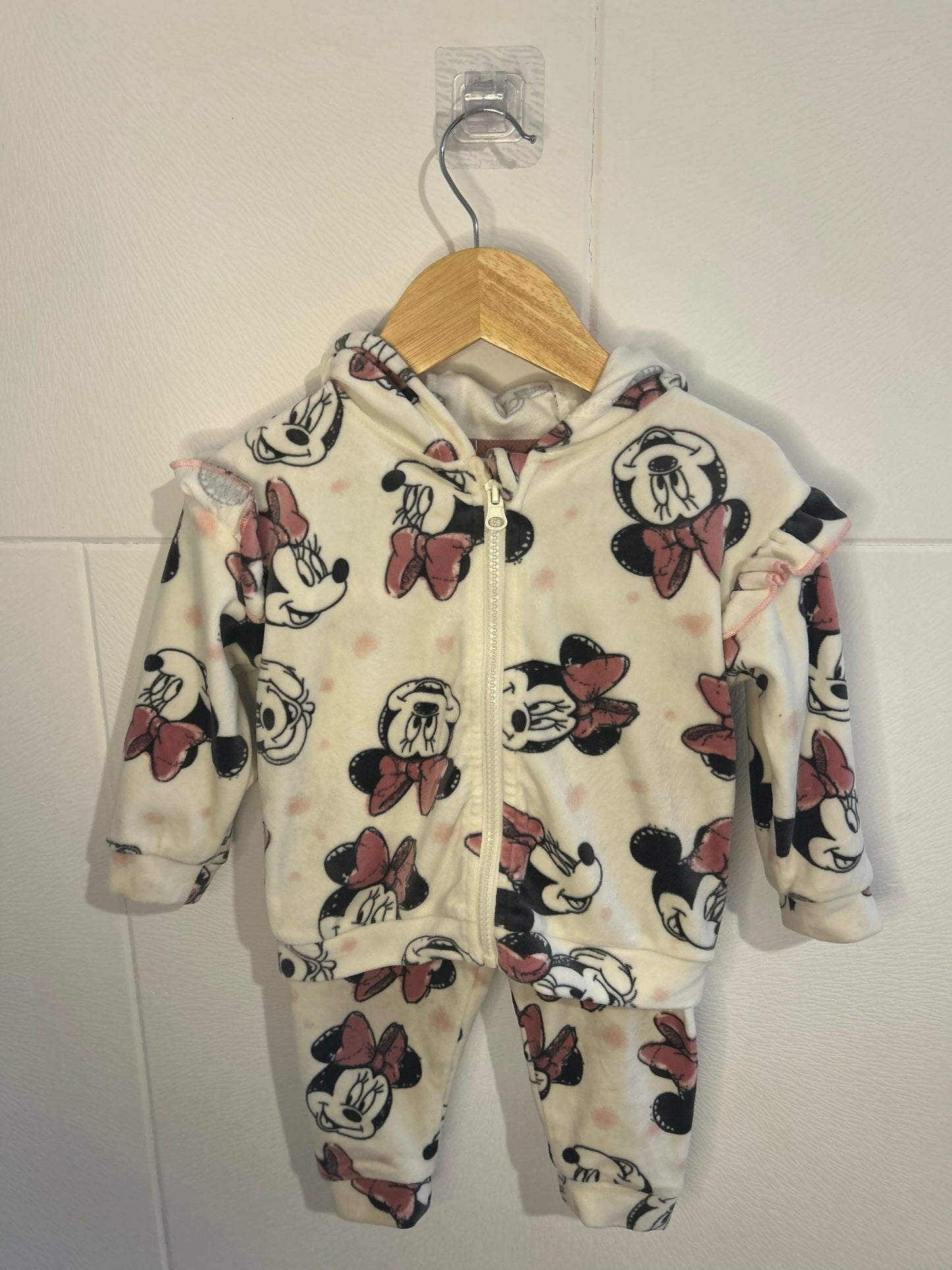 Conjunto Primark Minnie
