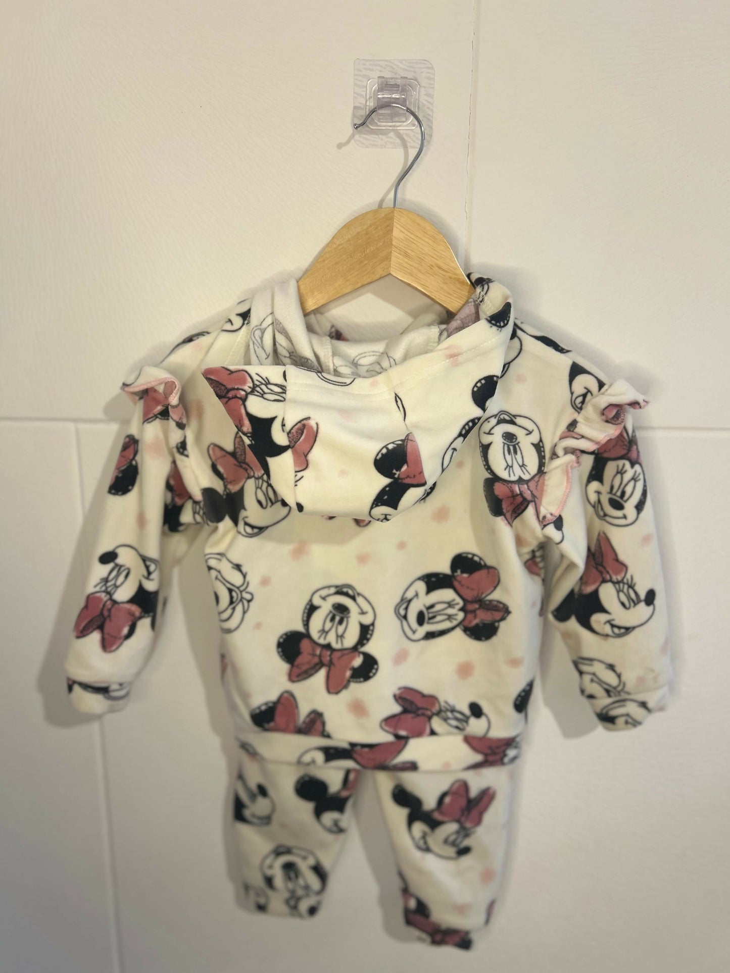 Conjunto Primark Minnie